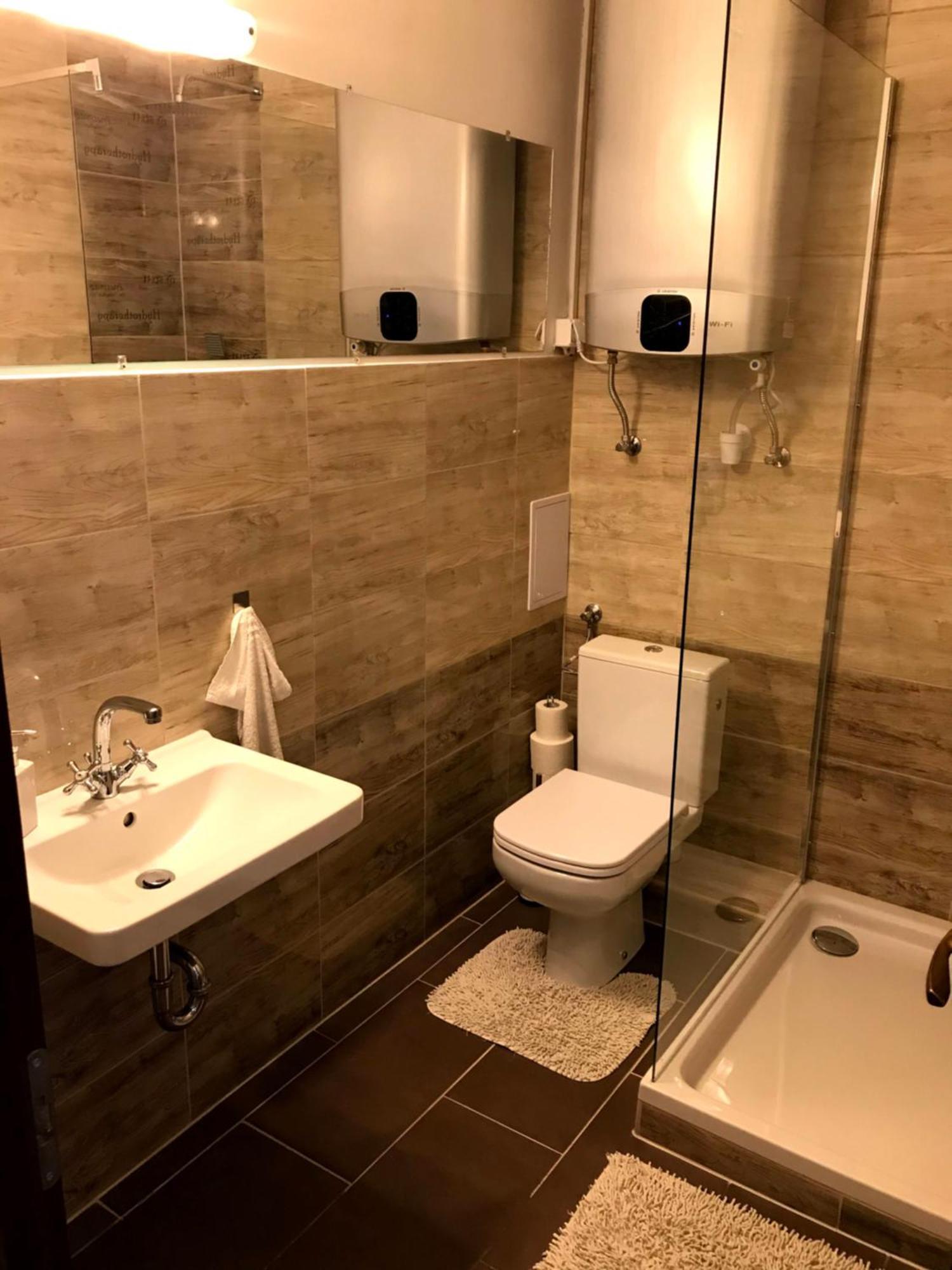 Апартаменты Dany Rose Apartman Эгер Экстерьер фото